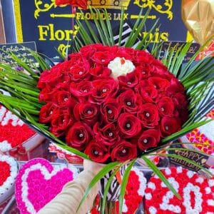 Buchet Elegant 51 Trandafiri Rosii Alb