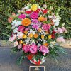 Cos cu Flori Trandafiri Lisianthus Alstroemeria