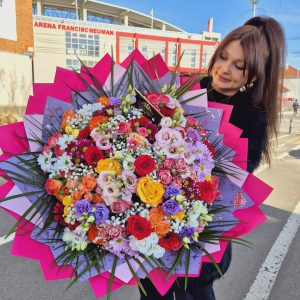Buchet Flori Trandafiri Lisianthus Alstroemeria Minirose