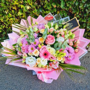 Buchet Flori Naturale Alb si Roz