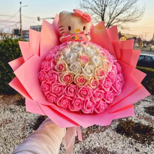 Buchet 55 Trandafiri Sapun Hello Kitty