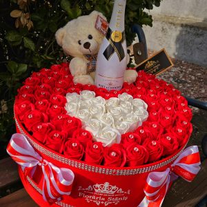 Cutie Trandafiri Cristale Ursulet Sampanie Moet