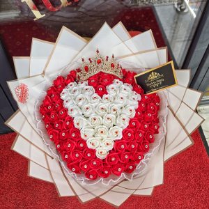 Buchet 101 Trandafiri Sapun Inima Coronita