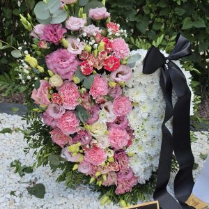 Aranjament Funerar Inima Stativ Dimensiune 60x40cm